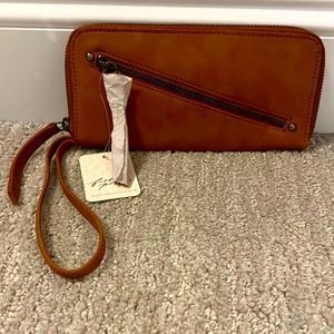 NWT leather free People wallet/wristlet